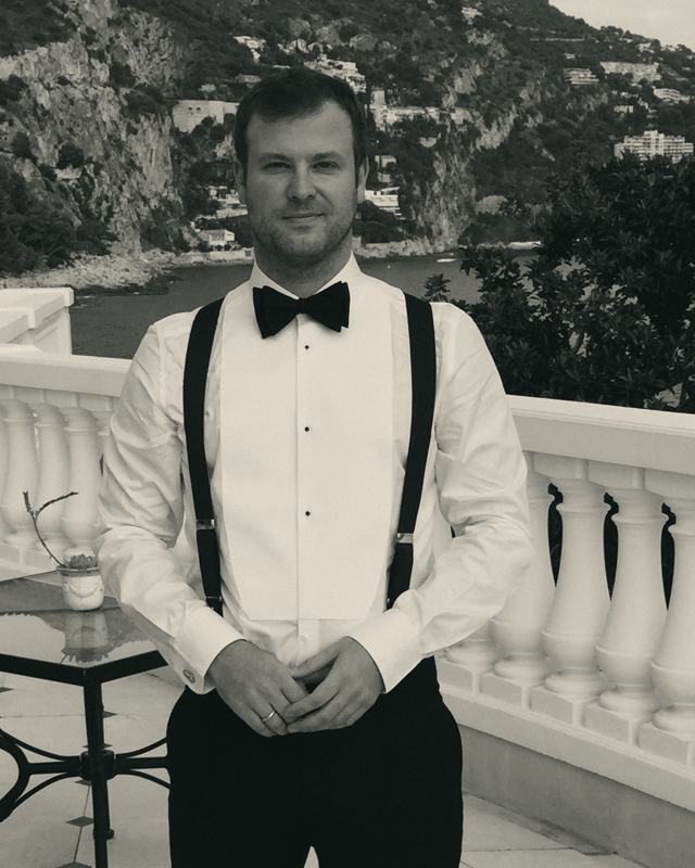 Yan Ardatovskiy in black tie